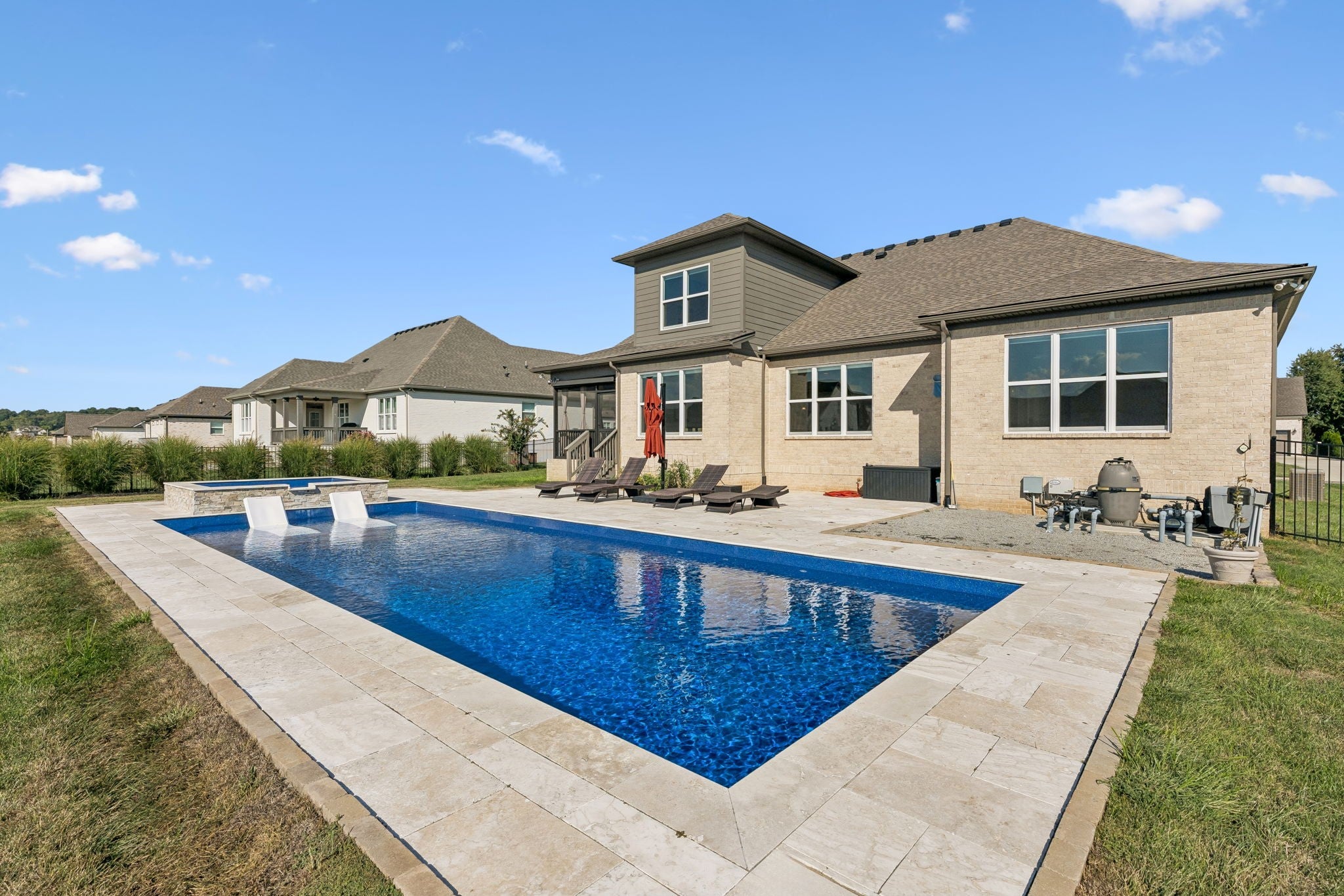 1121 Pretender Way