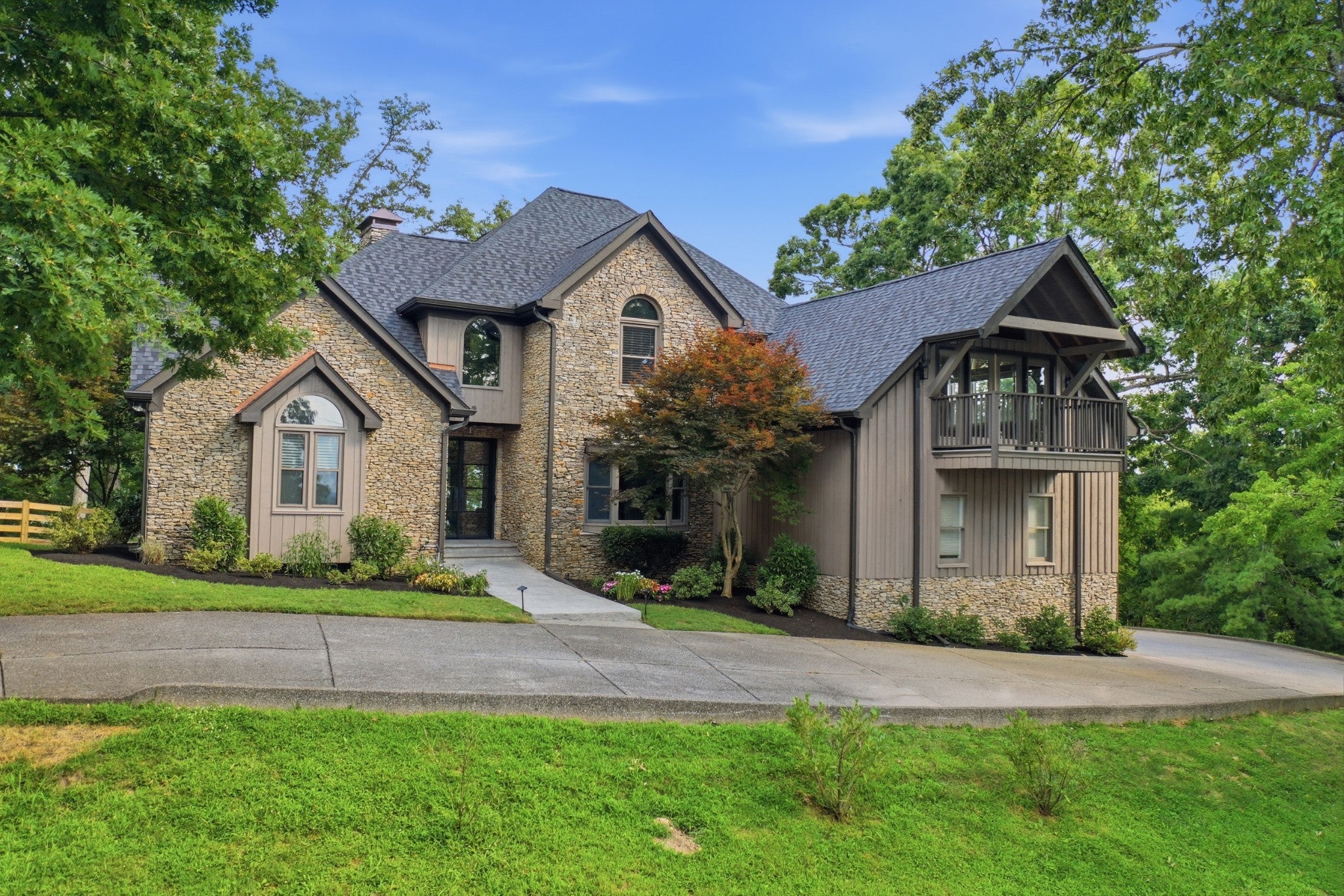 4-bed home for sale in Franklin, TN 37069, 1126 Beechs Tavern Trl 1126 Beechs Tavern Trl, Franklin TN 37069 4-bed home, photo 1 of 54