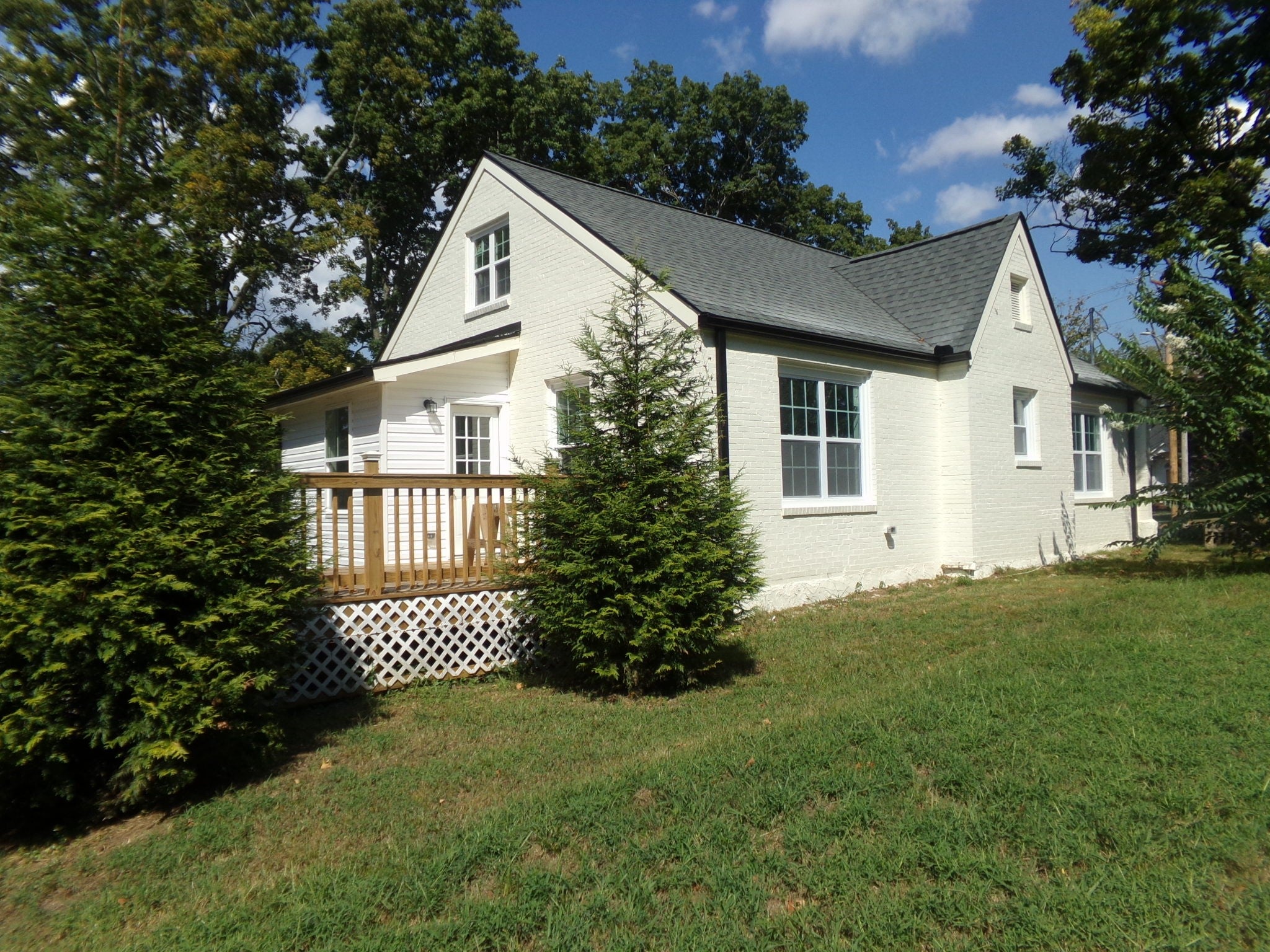 864 Yell Rd
