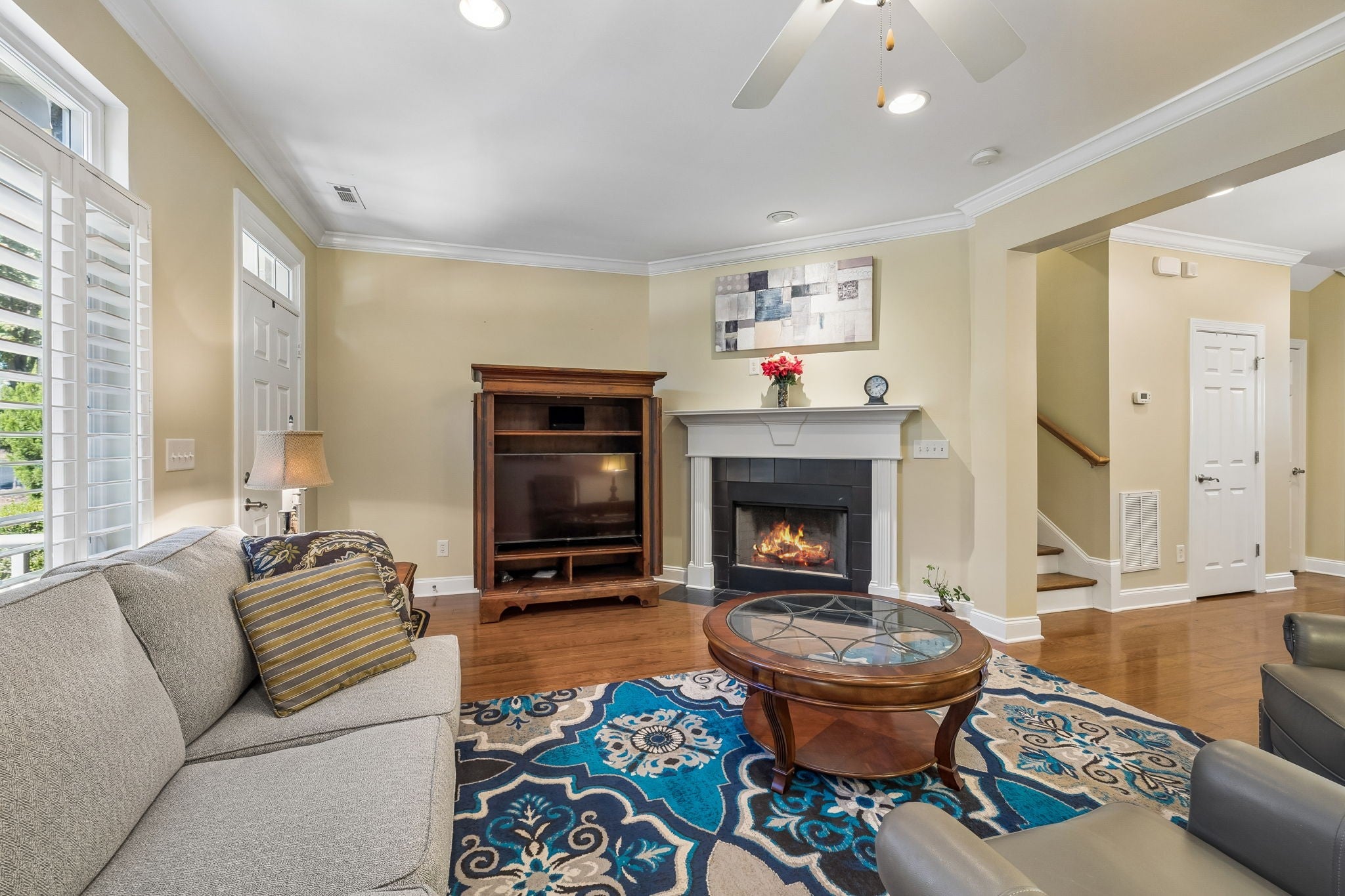 1436 Burnside Dr