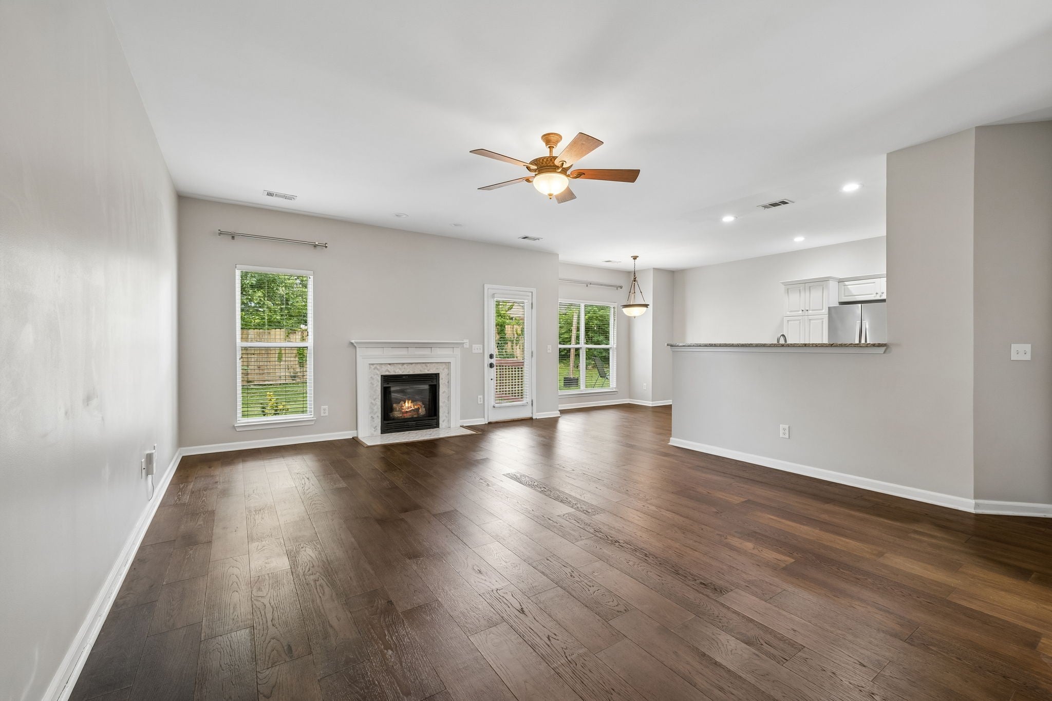 422 Normandy Cir