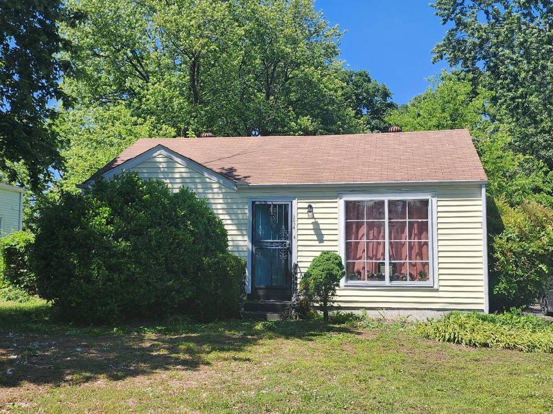2834 Colonial Cir