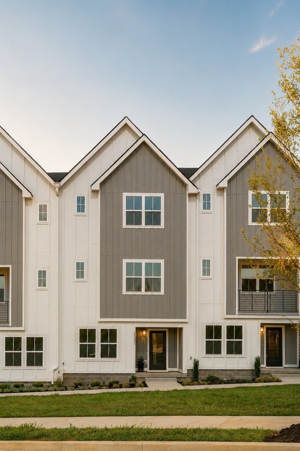 3-bed listing at 129 Hart Ln, Nashville