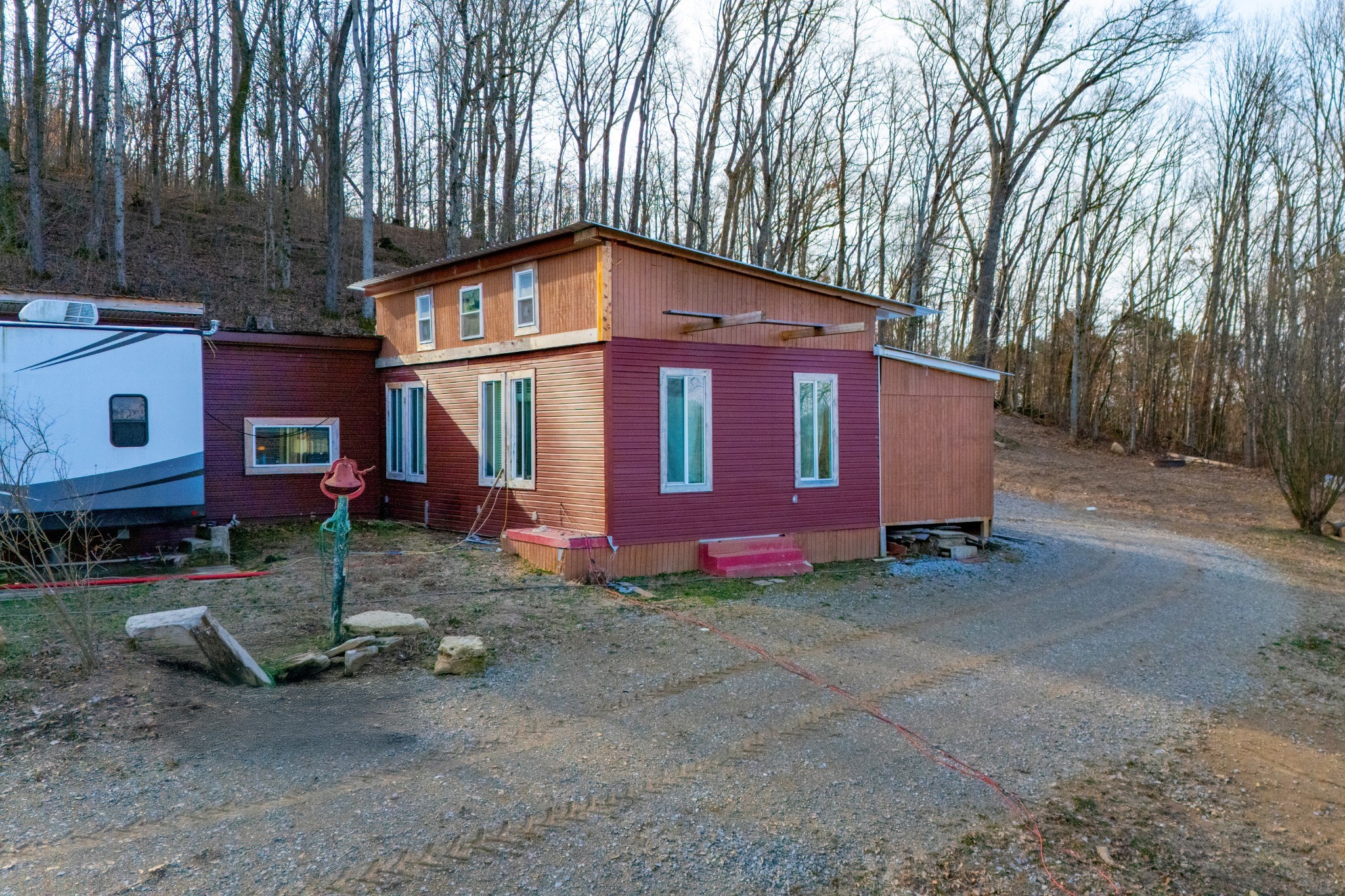 1071 Louisville Hwy