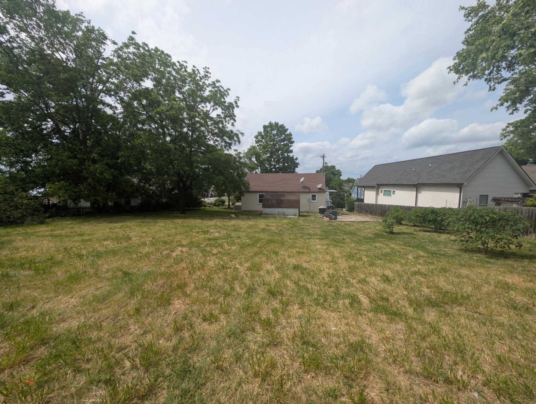 407 W Bend Dr
