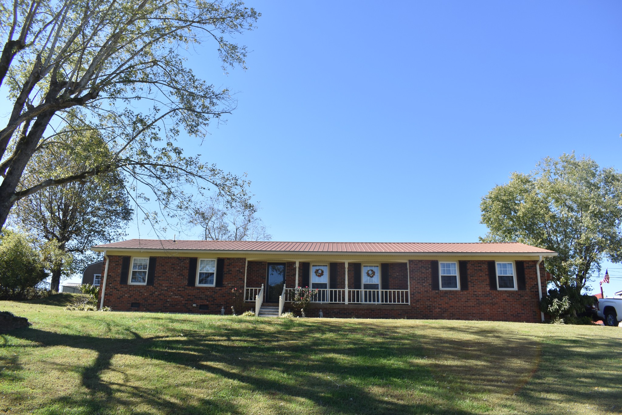 211 Elm St