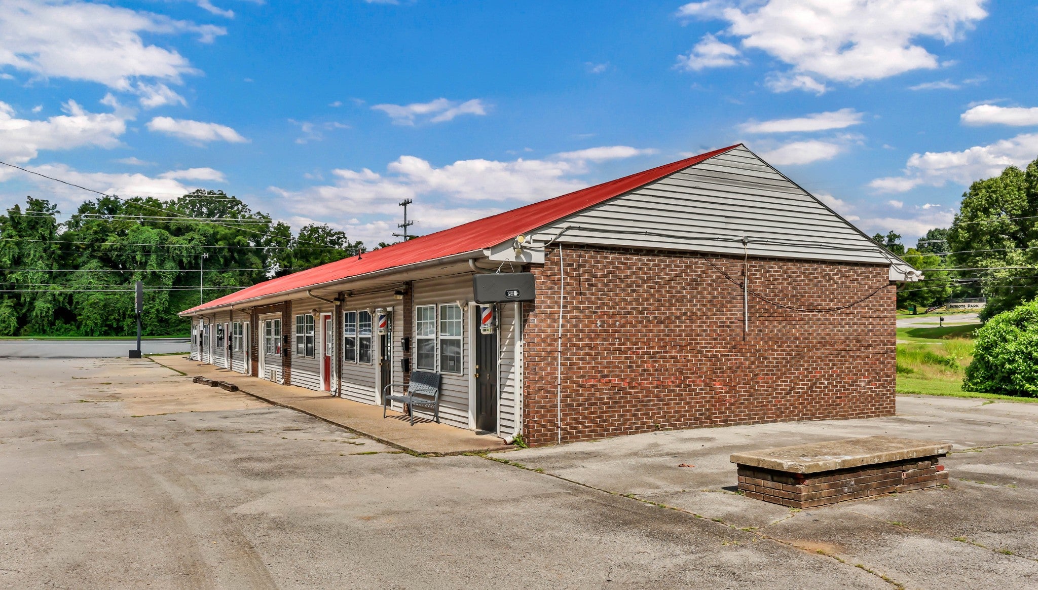 3025 Fort Campbell Blvd 6