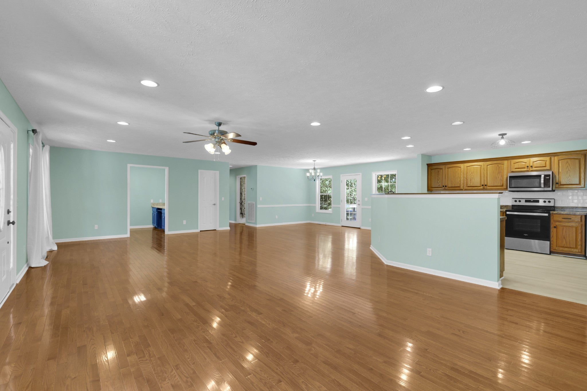 1511 5th Ave