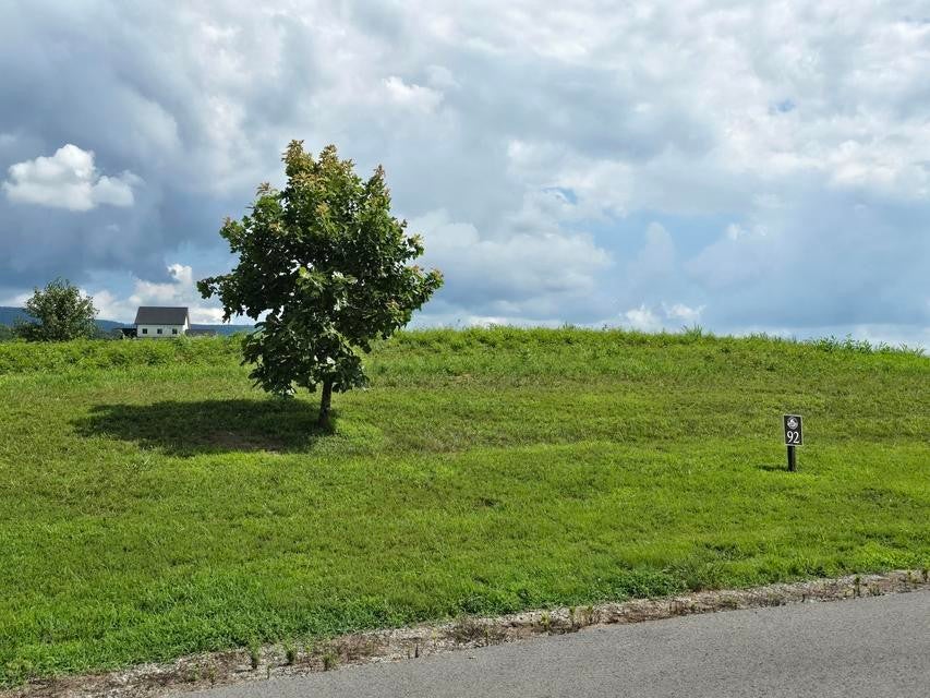 92 Farmview Way