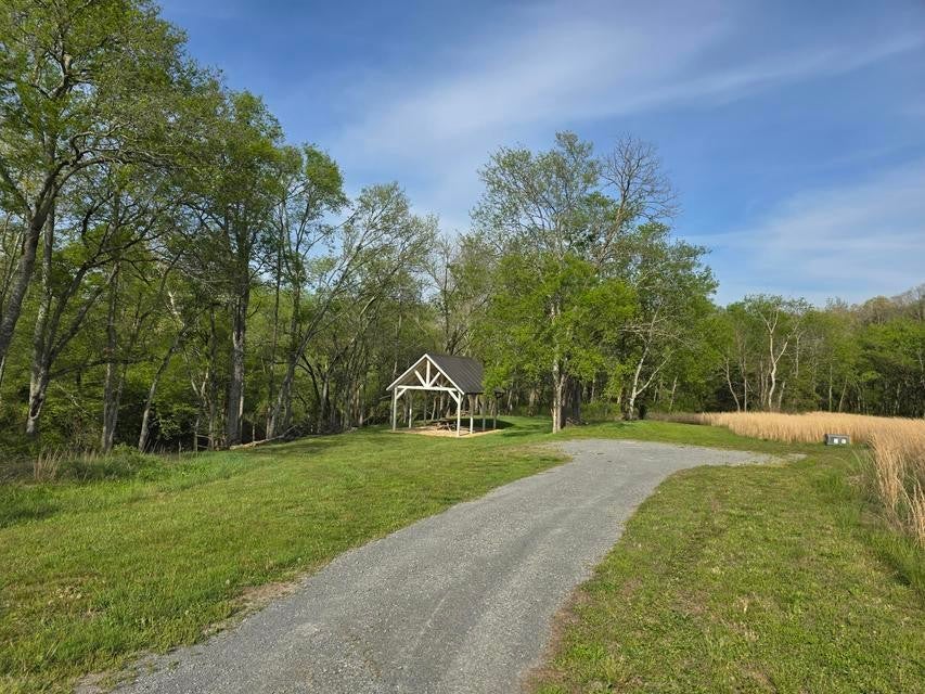92 Farmview Way