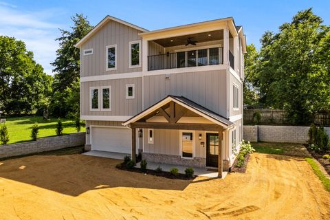 533 Whispering Hills Dr B Nashville TN 37211