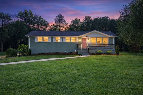 1614 Shady Cir Lebanon TN 37087