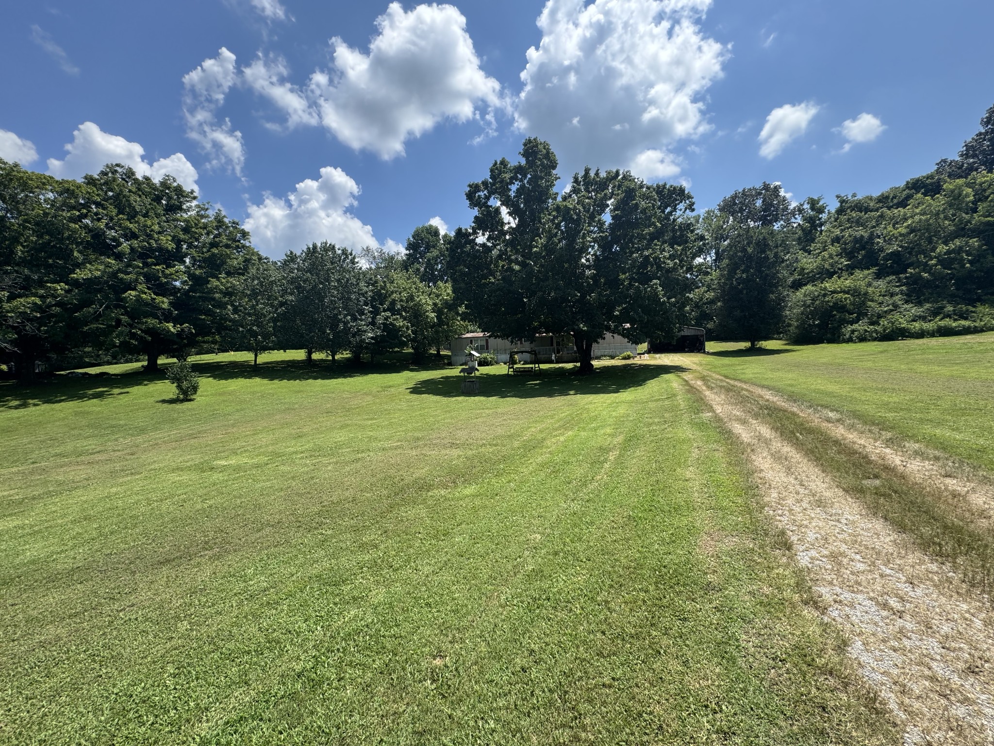 120 Bumpus Mills School Rd