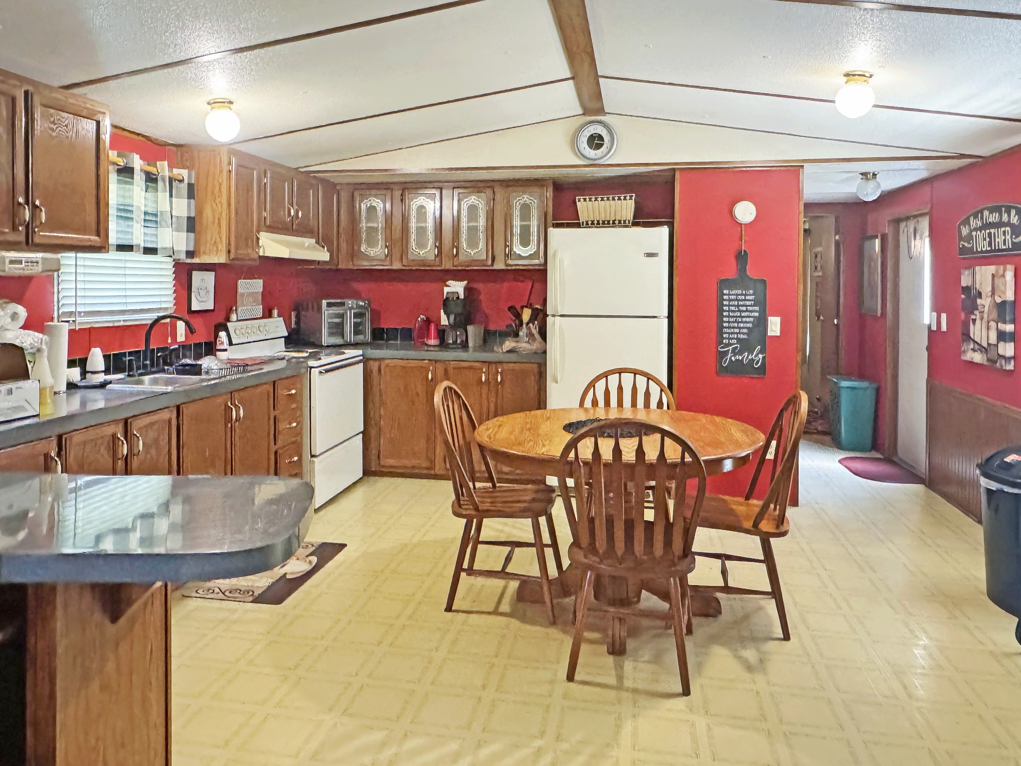 120 Bumpus Mills School Rd