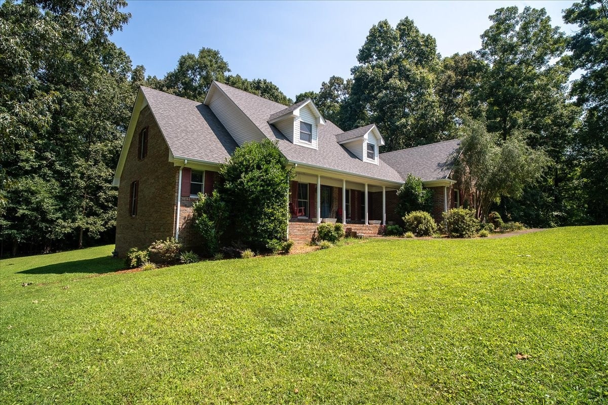 11 Ashley Ct