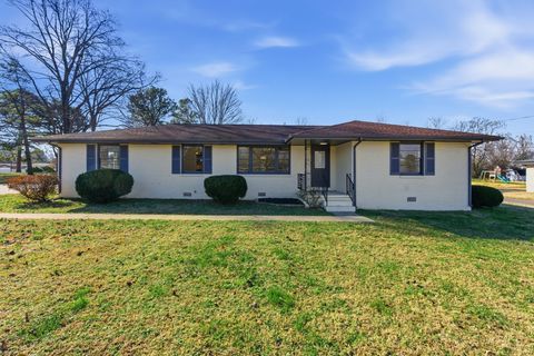 302 Dow Dr Shelbyville TN 37160