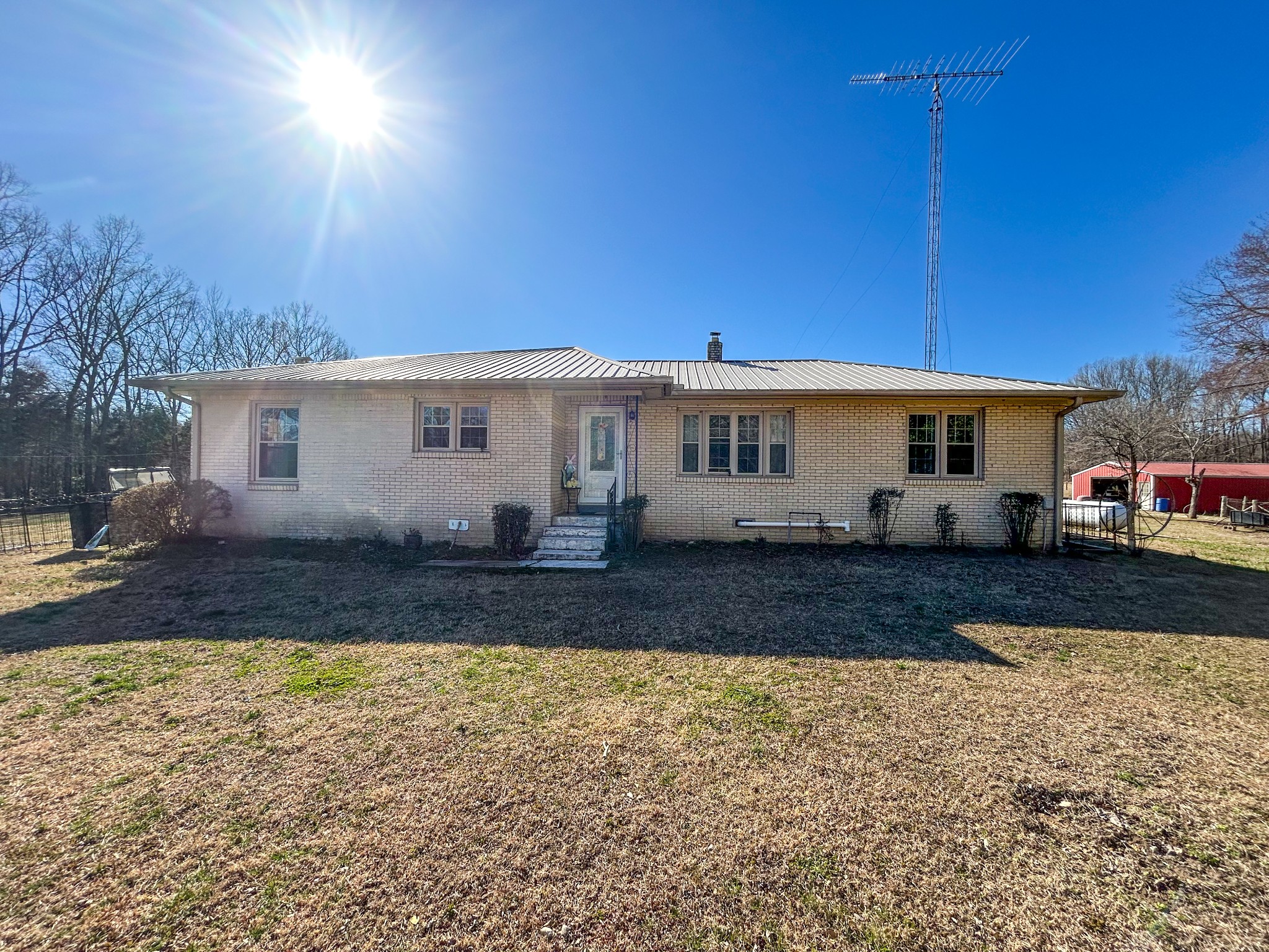 Listing image 1