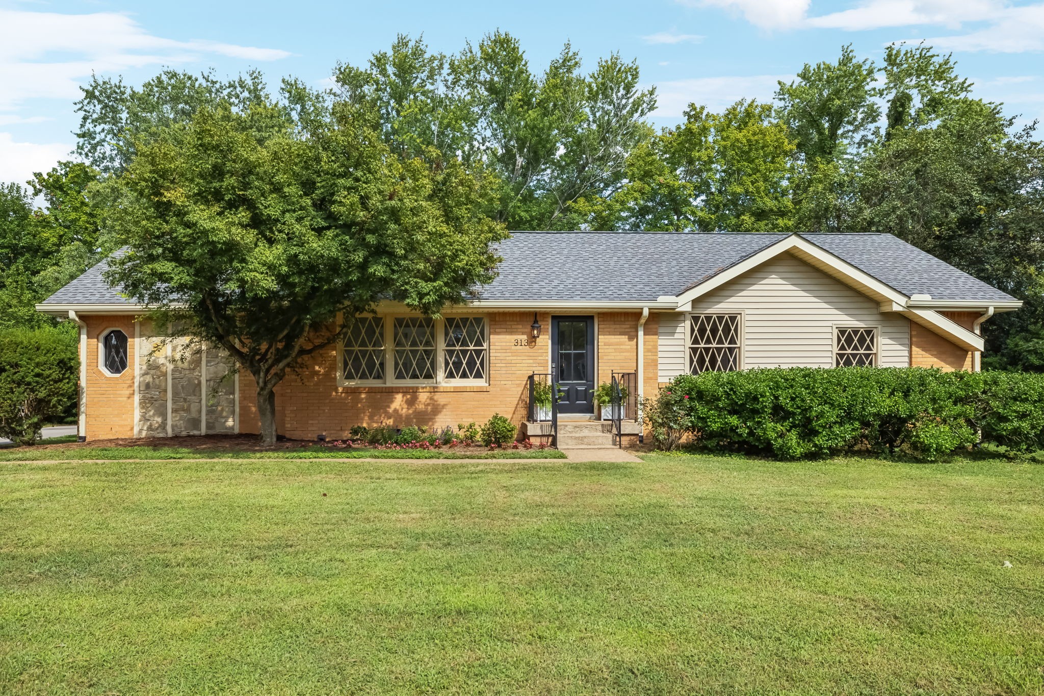 View Franklin, TN 37069 house