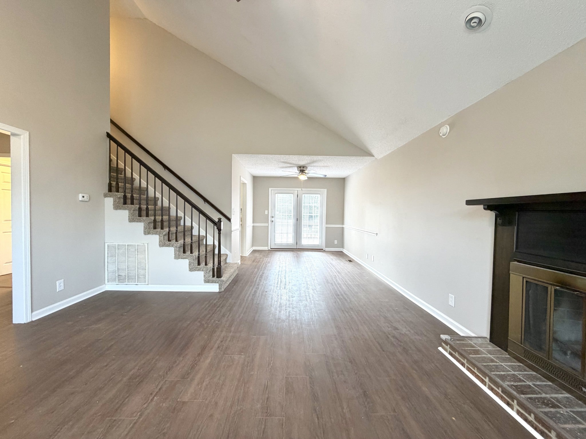 2126 Single Tree Dr
