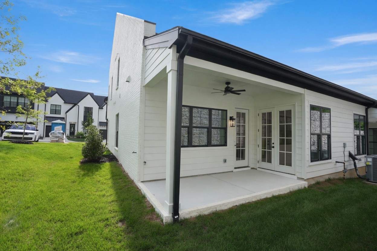 125 Shadow Springs Dr 125
