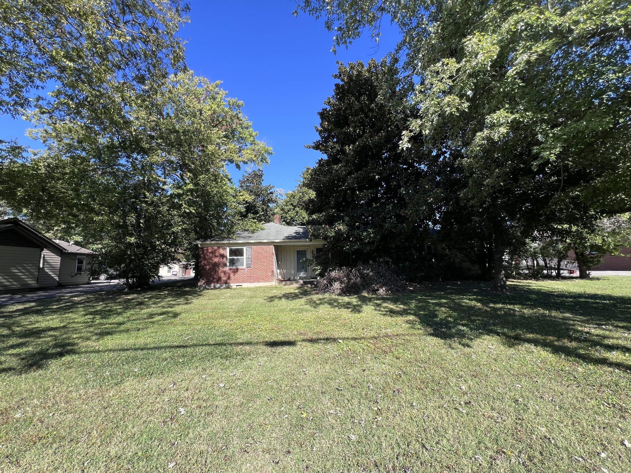 1406 W Main St, Franklin TN 37064 multi-family property, photo 6 of 10