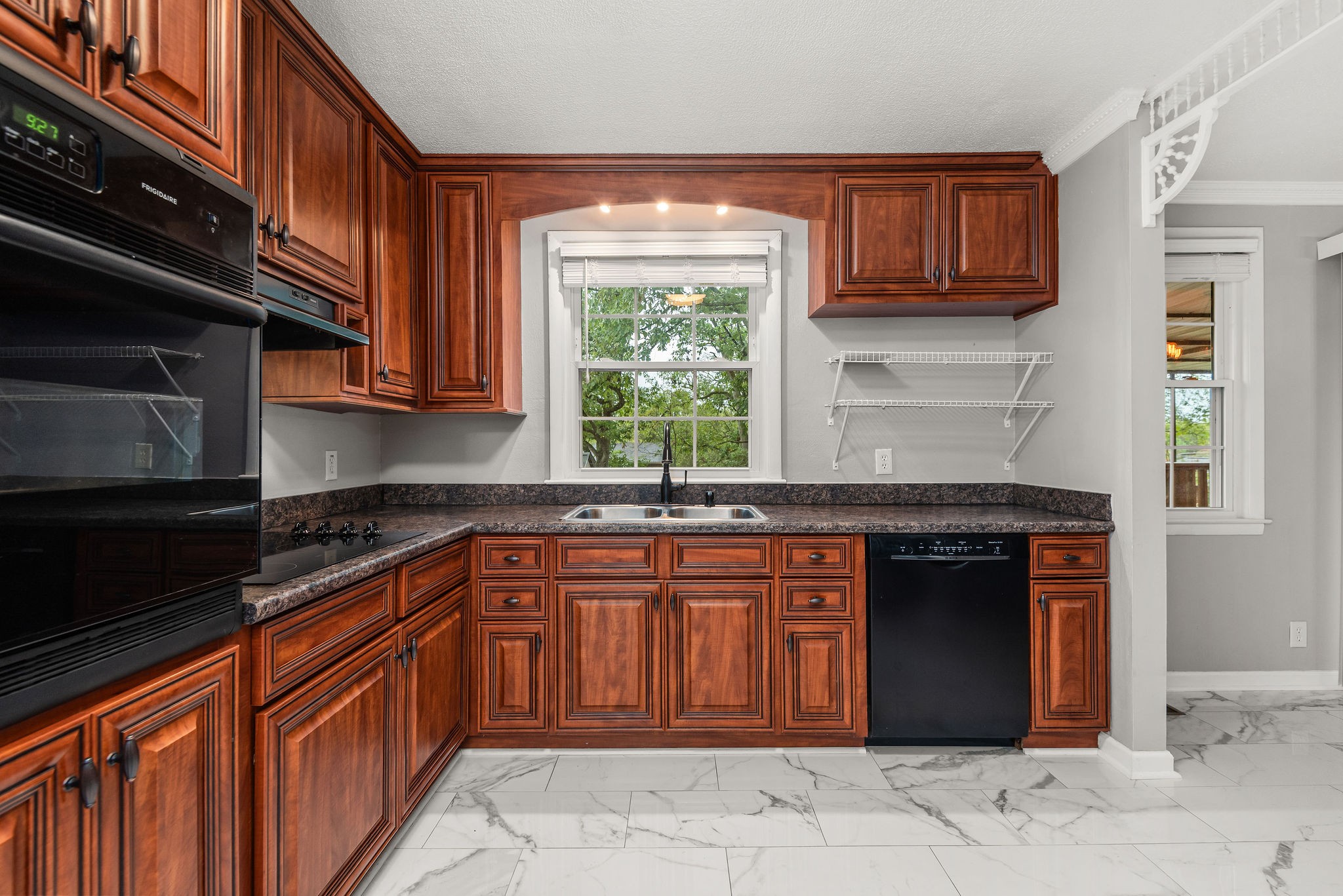 206 W Monticello Ave