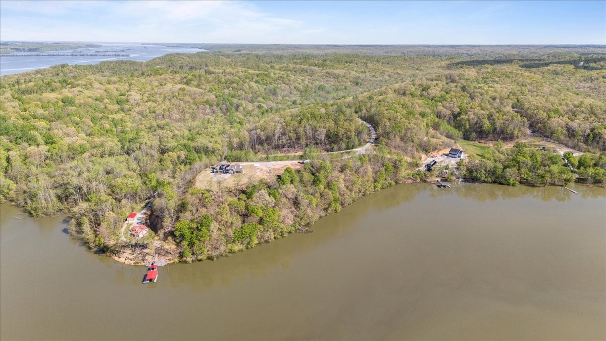 360 Blacks Bluff Lane