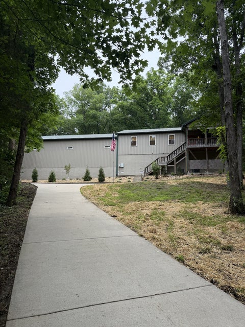 Photo of 527 Hickory Ridge Rd, Gallatin, TN 37066 (MLS # 3520181)