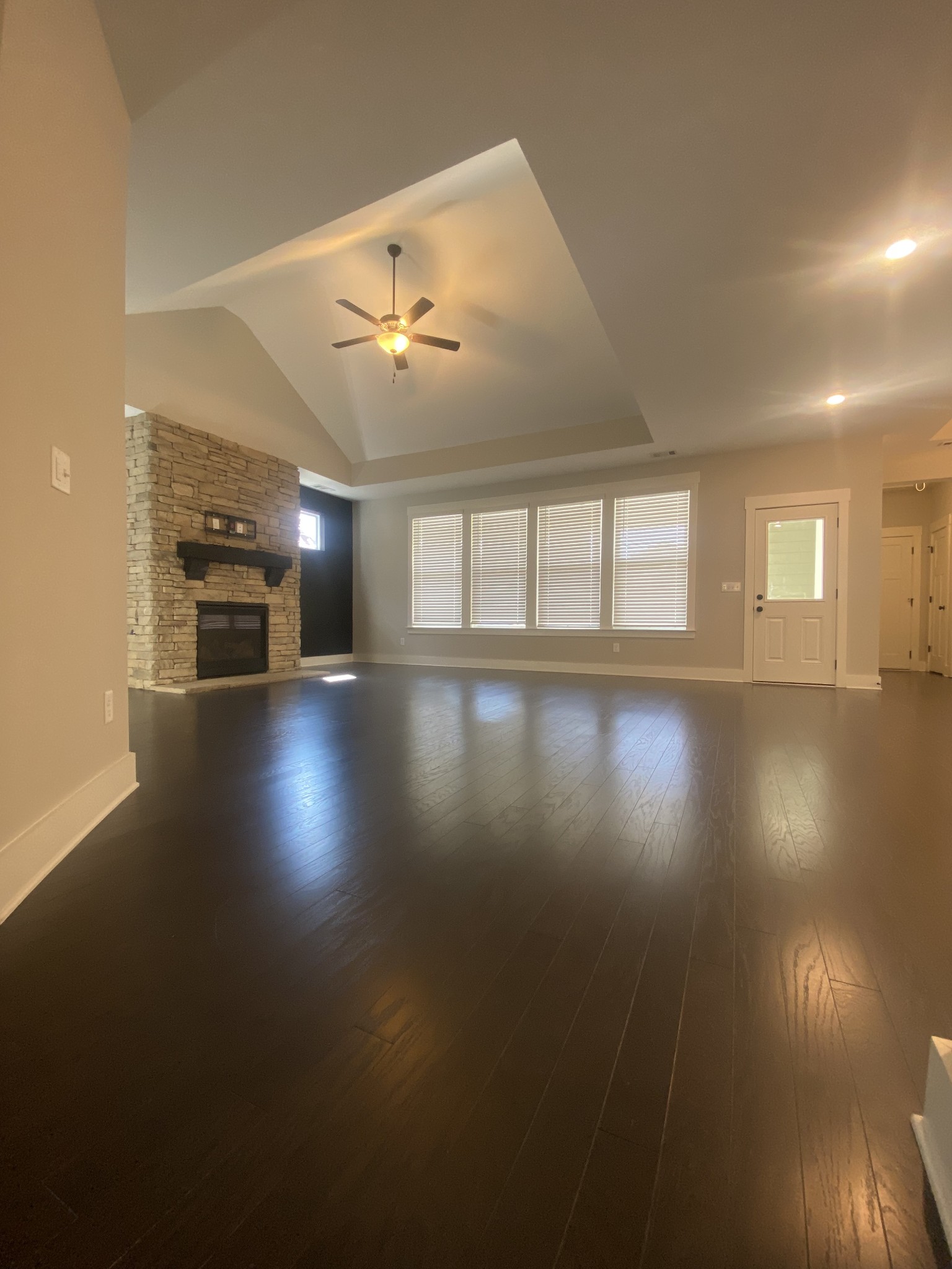 1601 Drakes Creek Rd