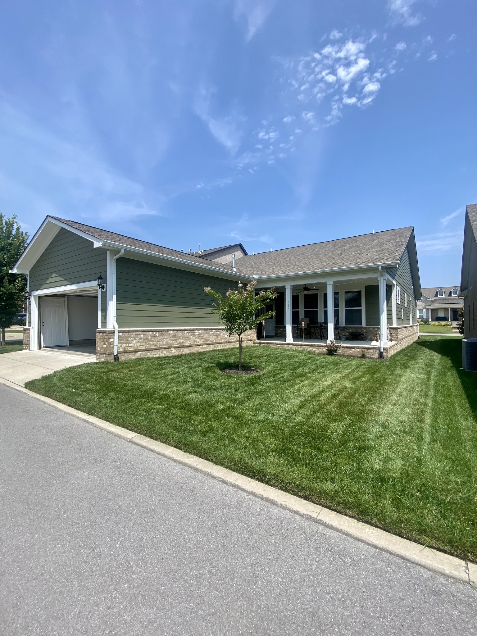 1601 Drakes Creek Rd