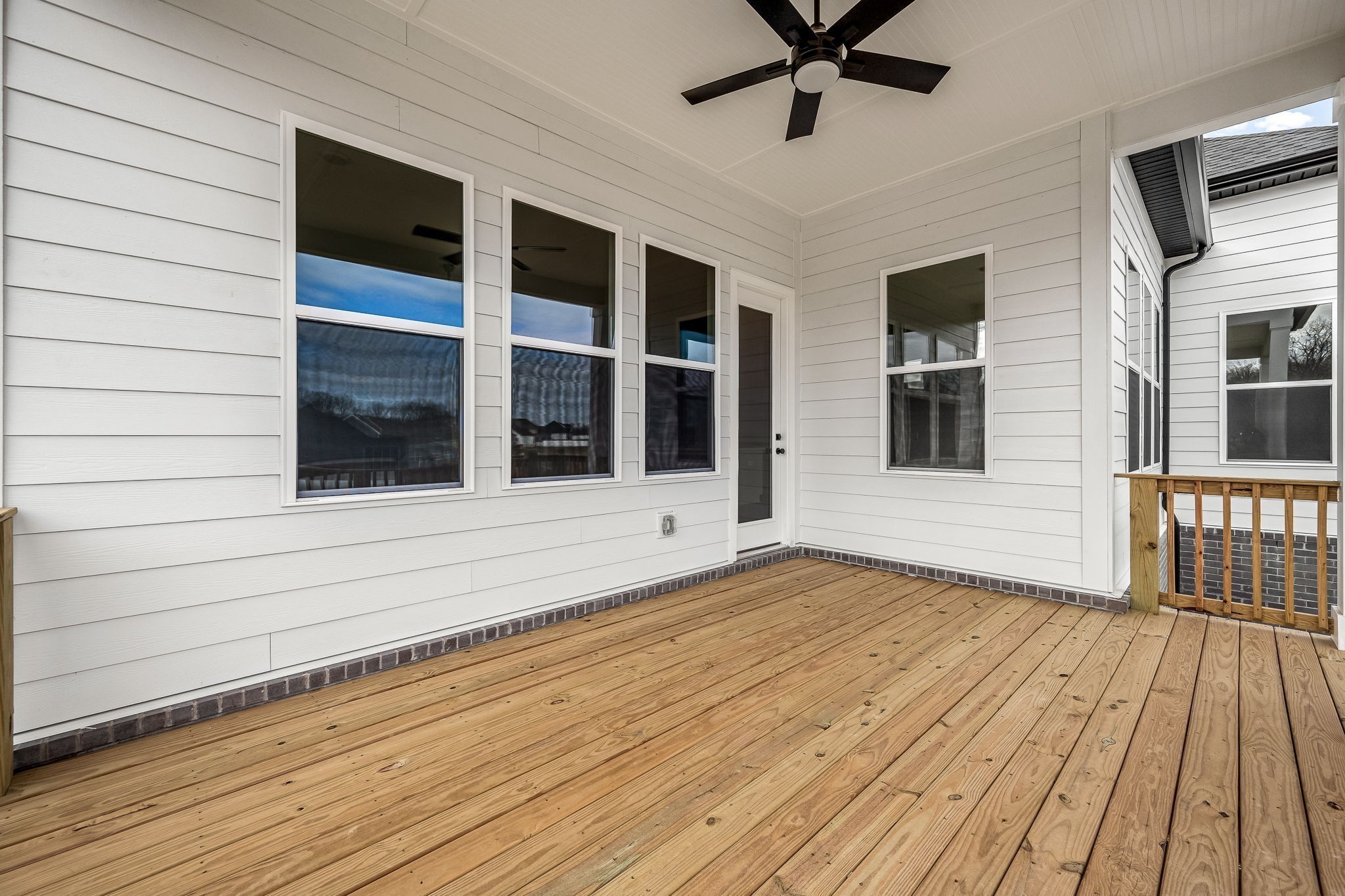 7286 Fairlawn Drive