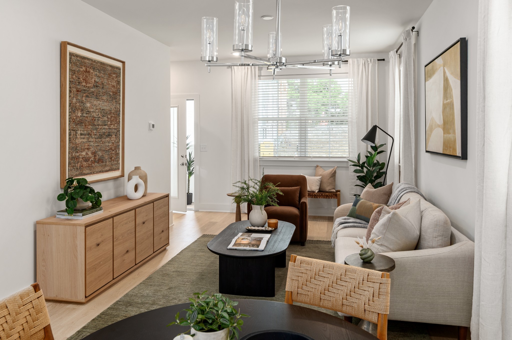 700 N DuPont Ave #111