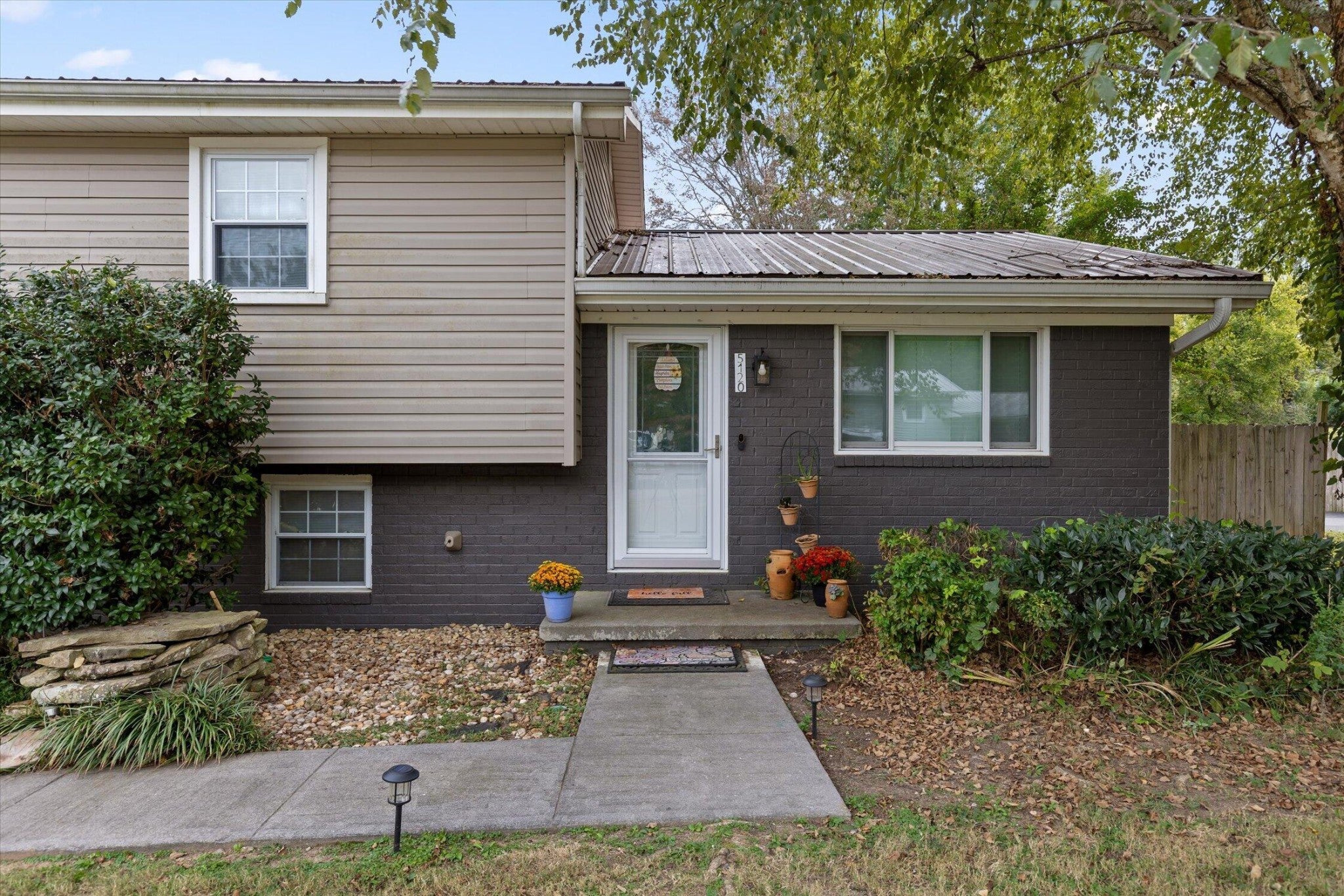 5120 Lake Circle Drive NE