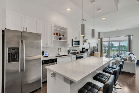 2407 8th Ave S 305 Nashville TN 37204