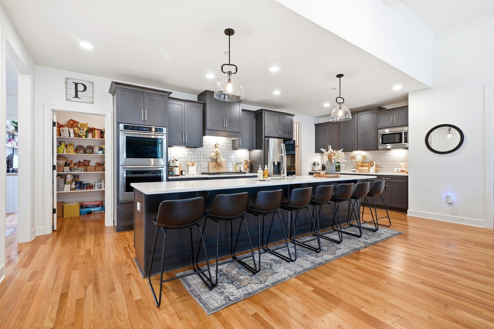 2037 Bocage CIR