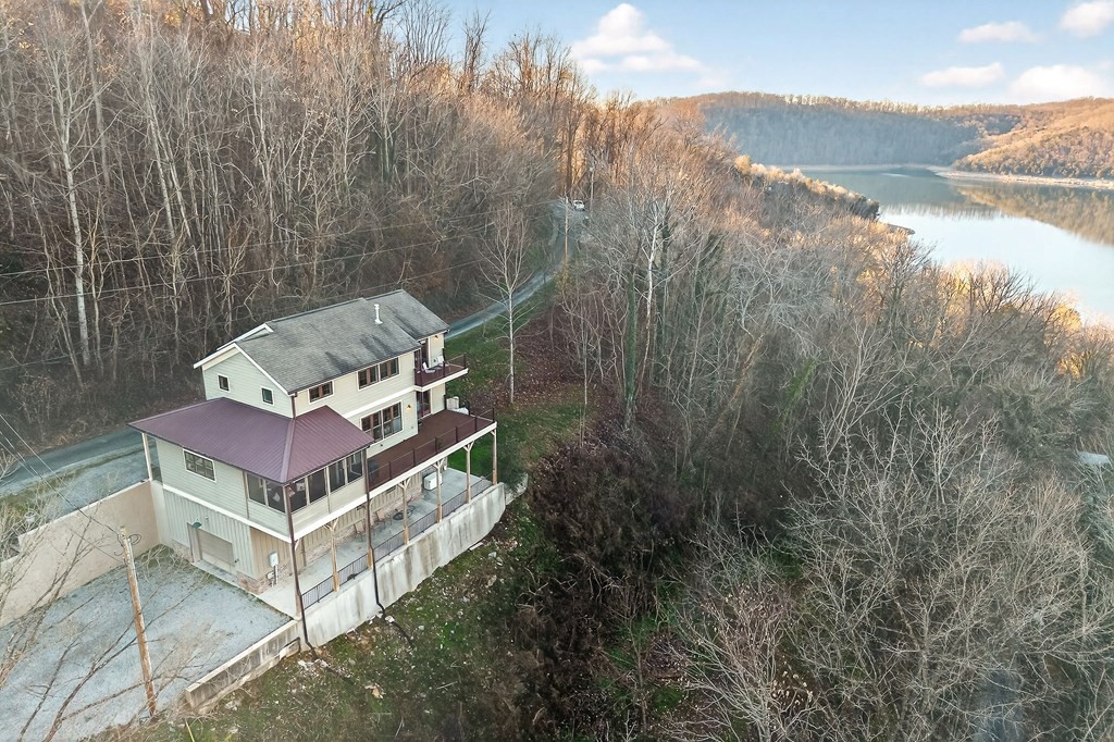 3379 Austin Bottom Rd