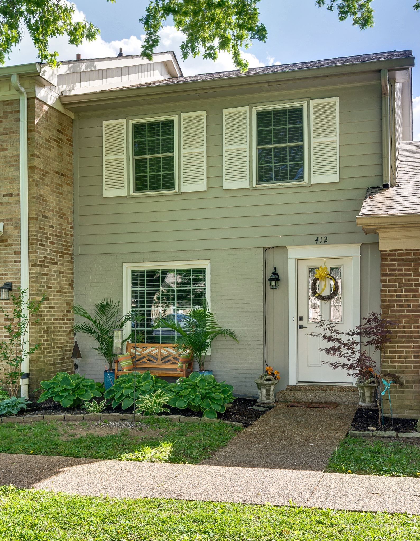 412 Plantation Ct
