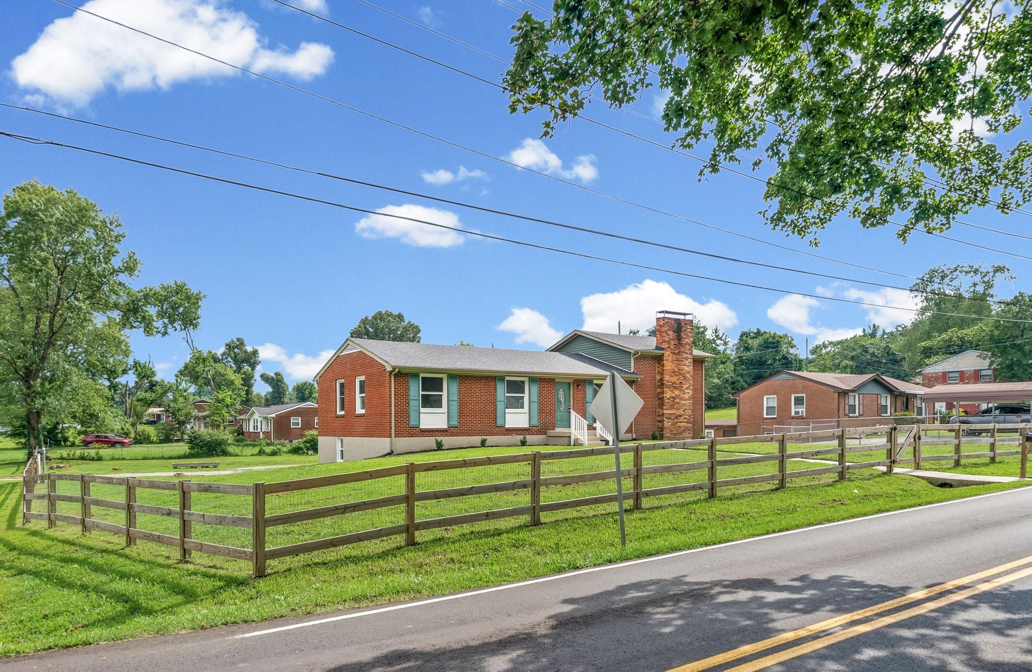 500 Britton Springs Rd
