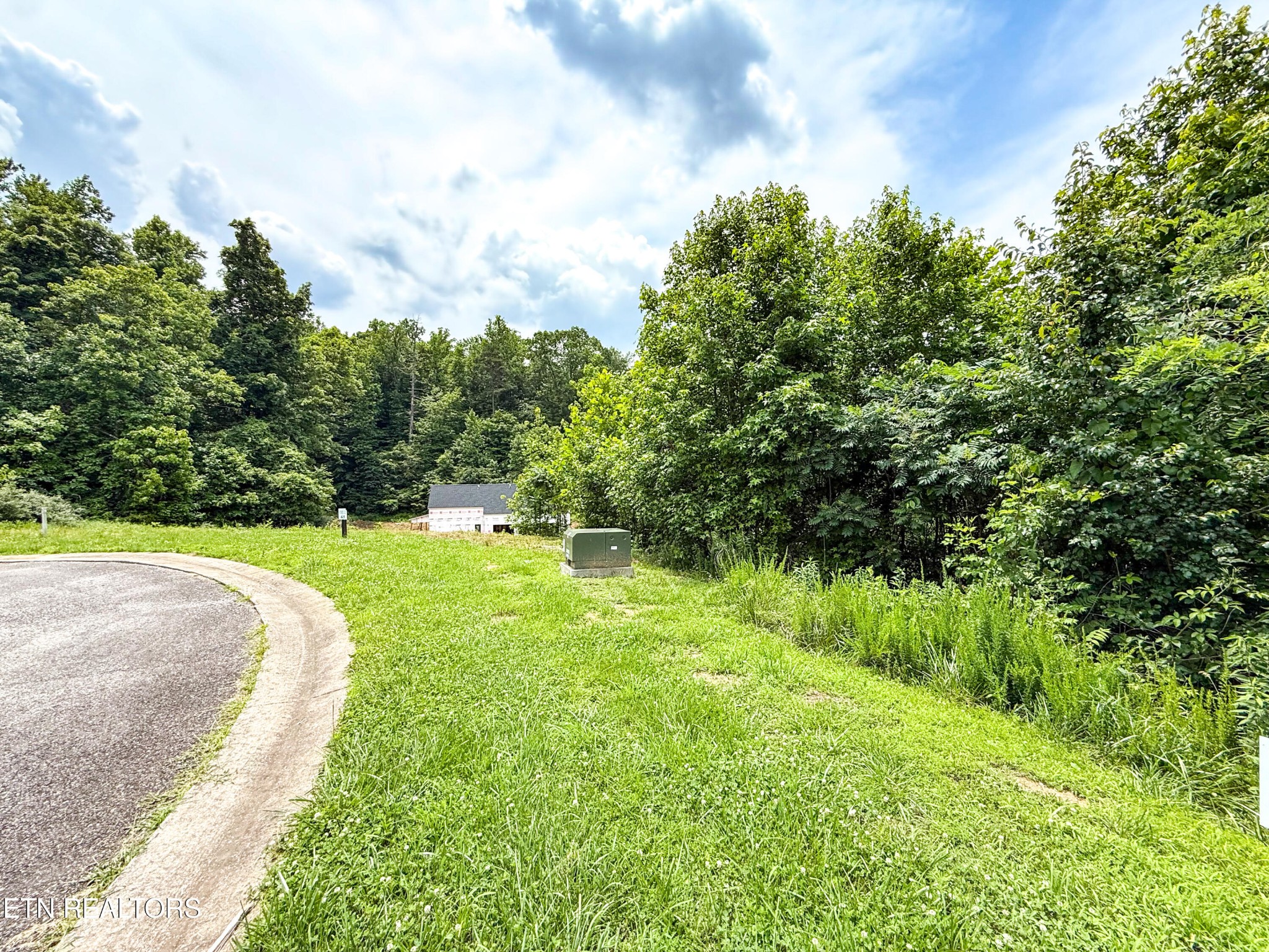 120 Willow Oak Drive