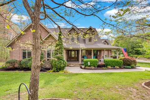 321 Clinchfield Dr Monterey TN 38574