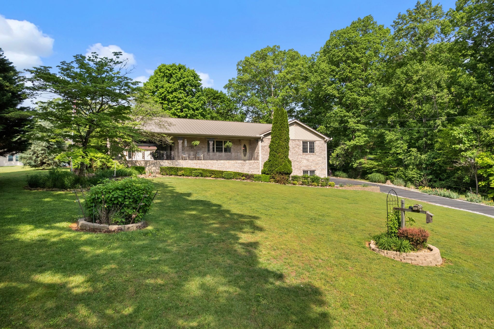 188 Trotters Cir