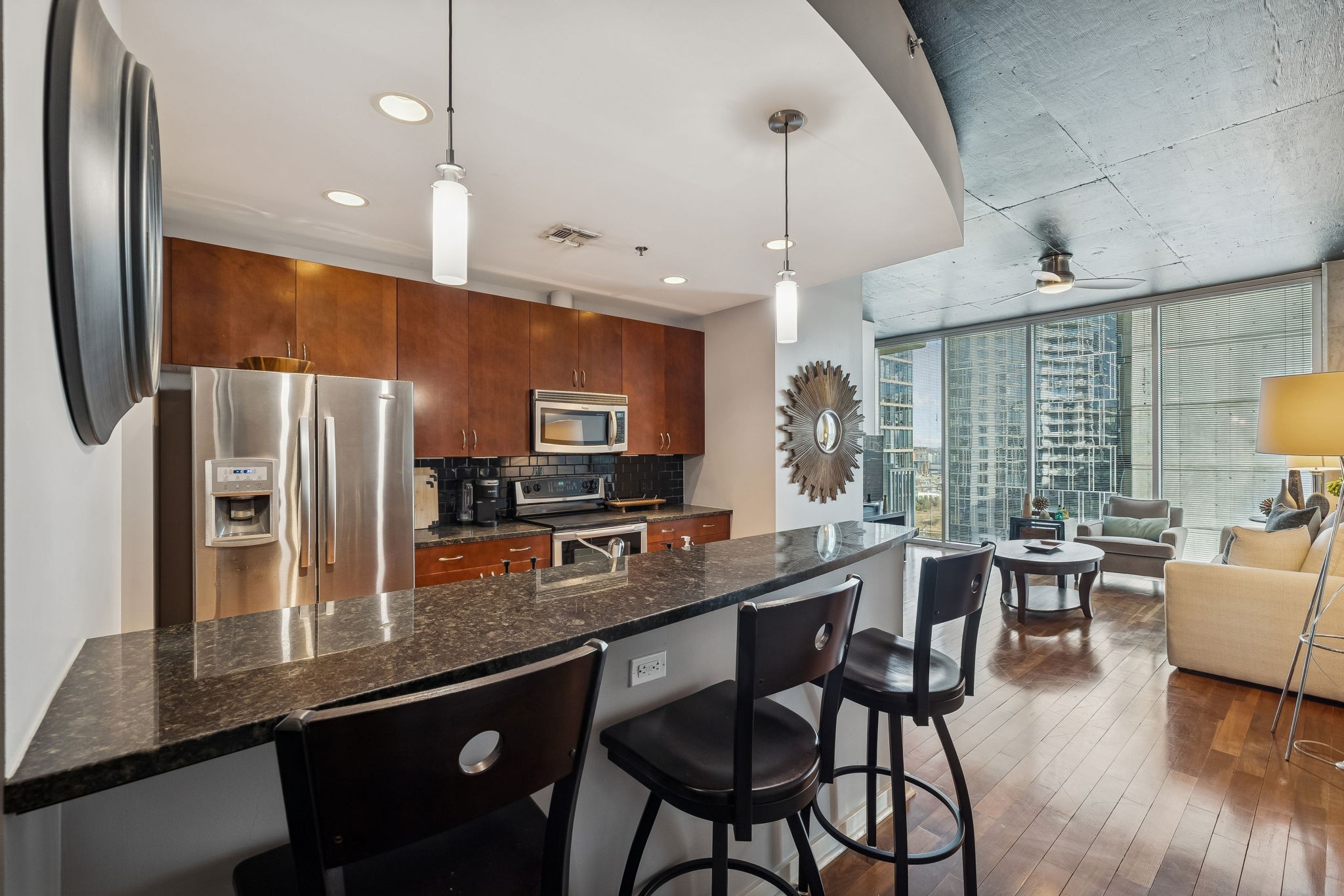 301 Demonbreun St 1713