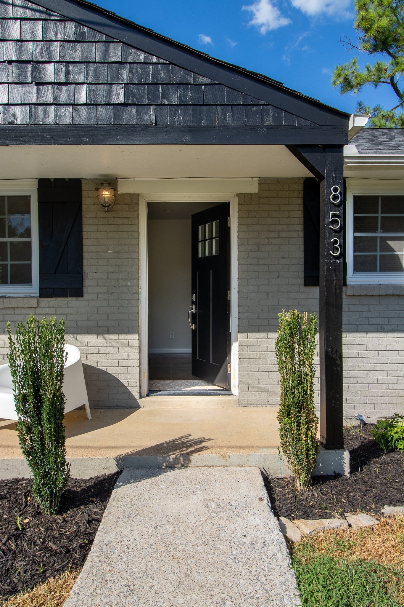 853 Rose Park Dr