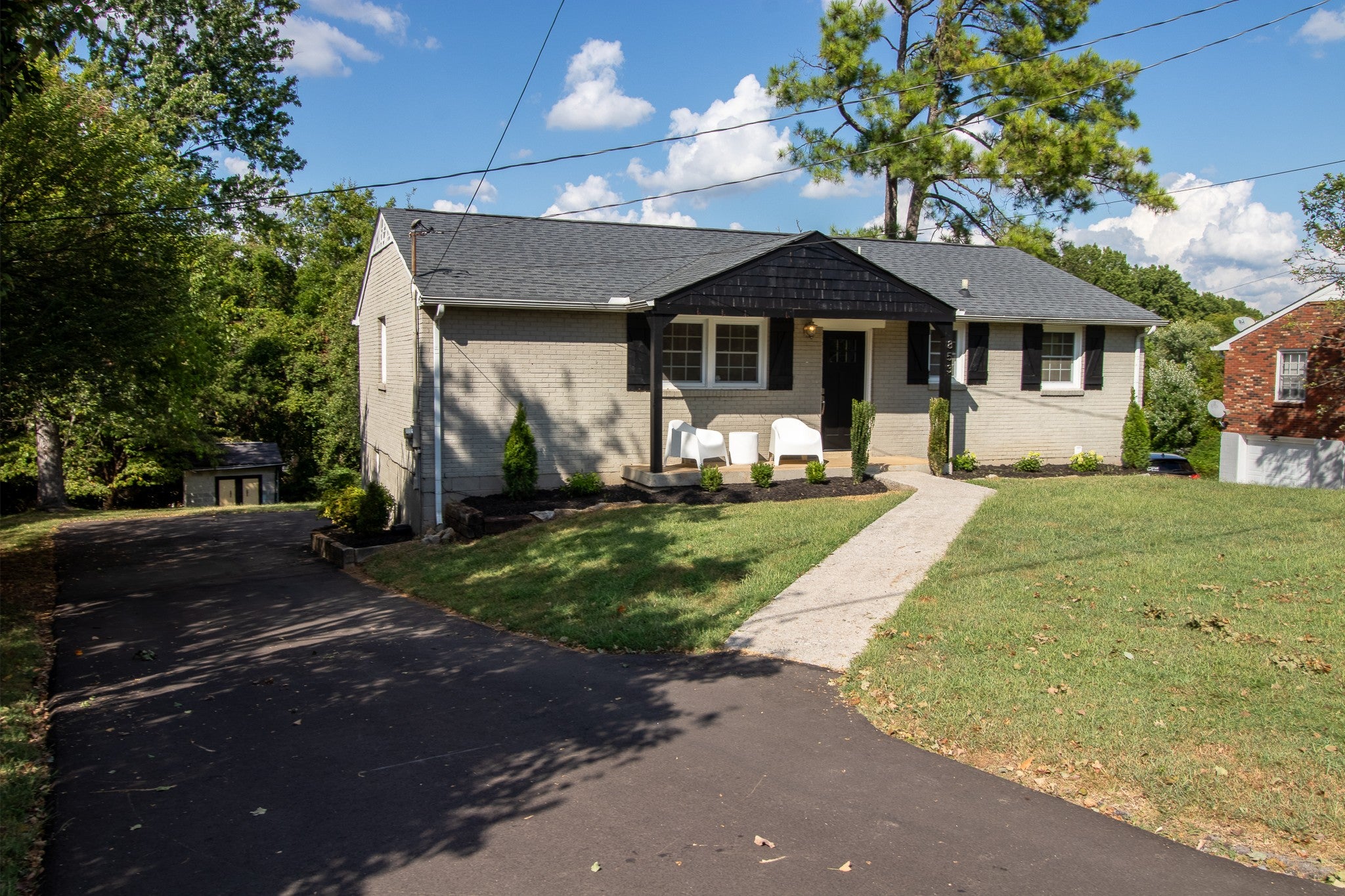853 Rose Park Dr