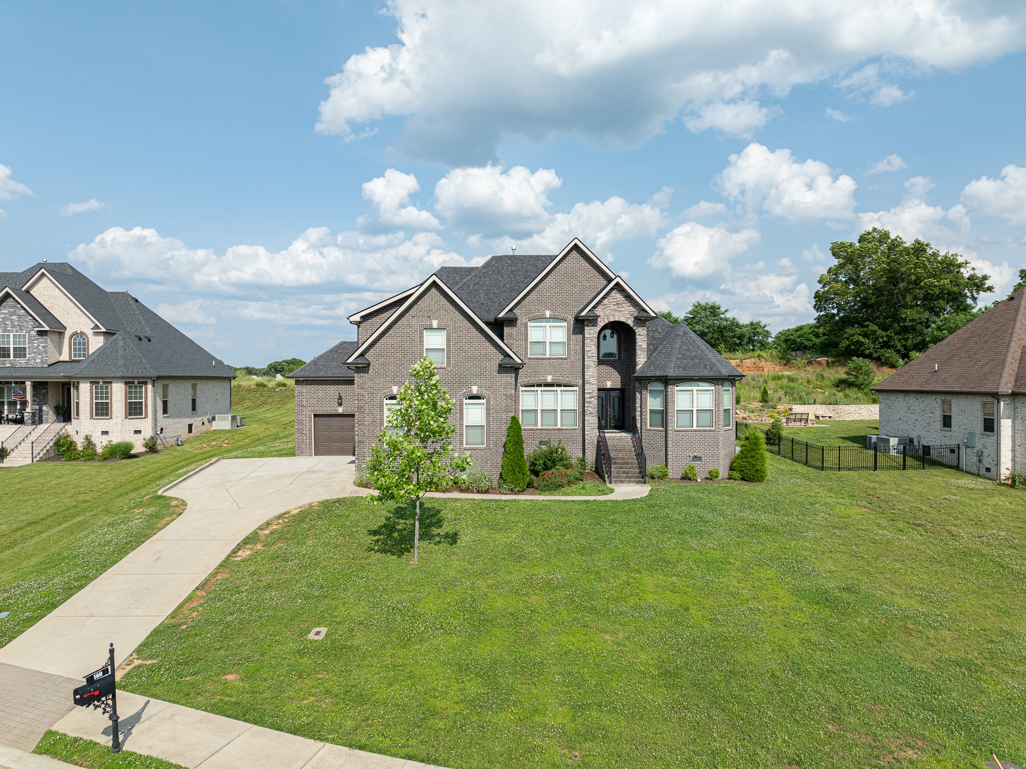 160 Dobson Knob Trl