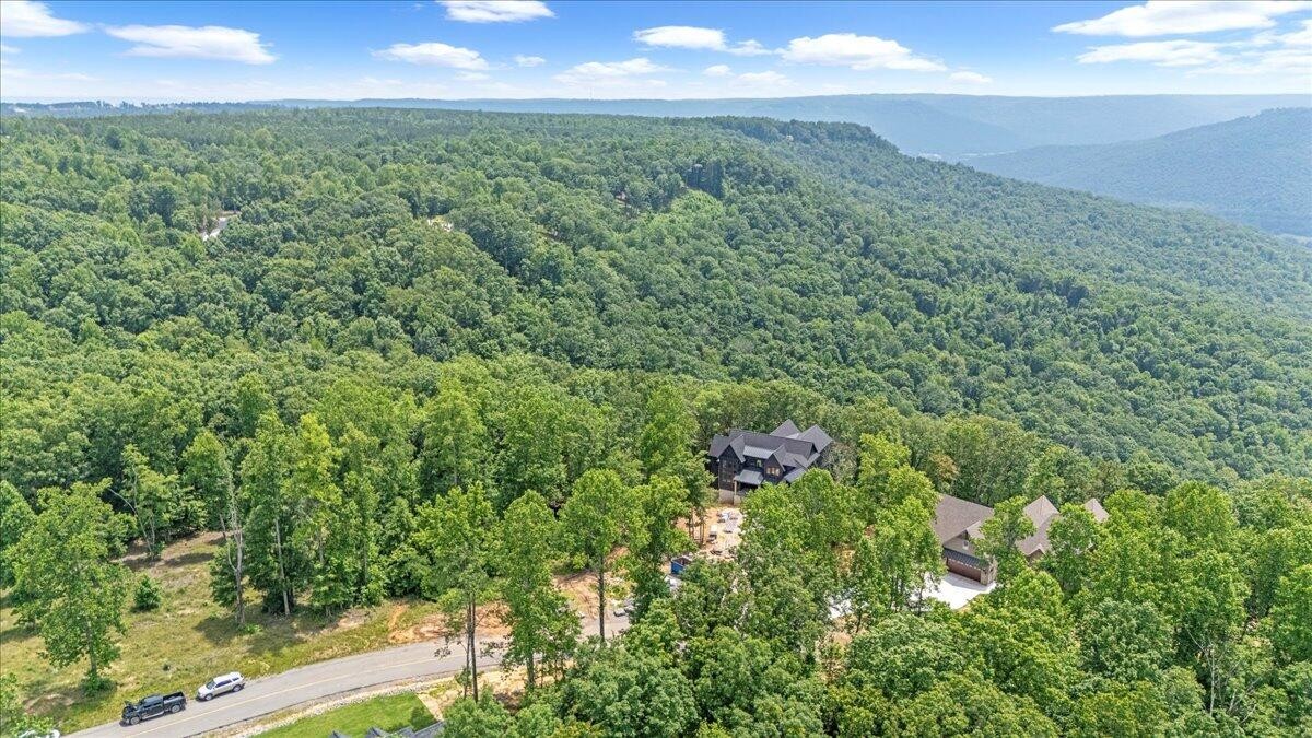525 Moonlight Lane