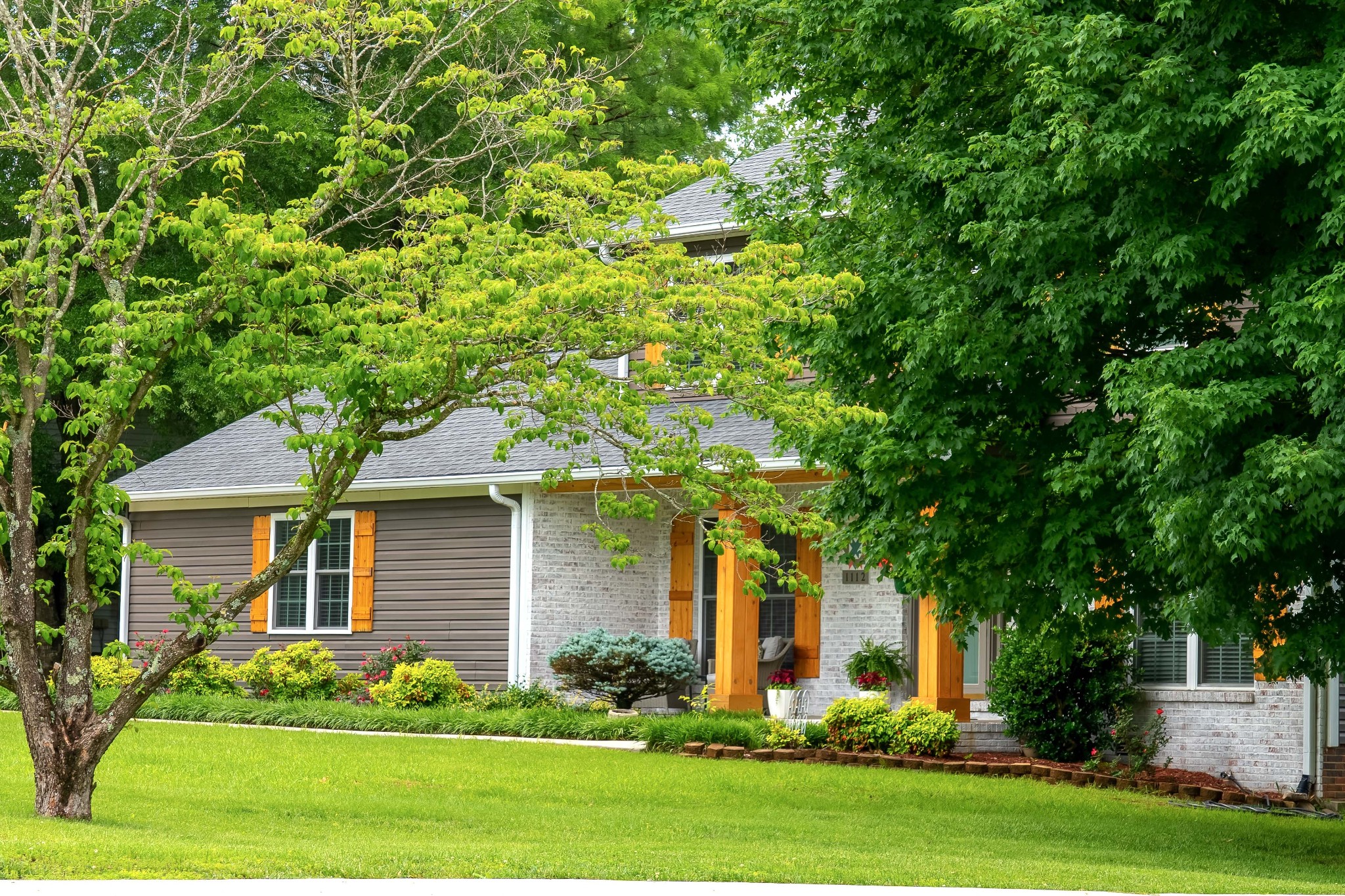 1112 Belmont Dr