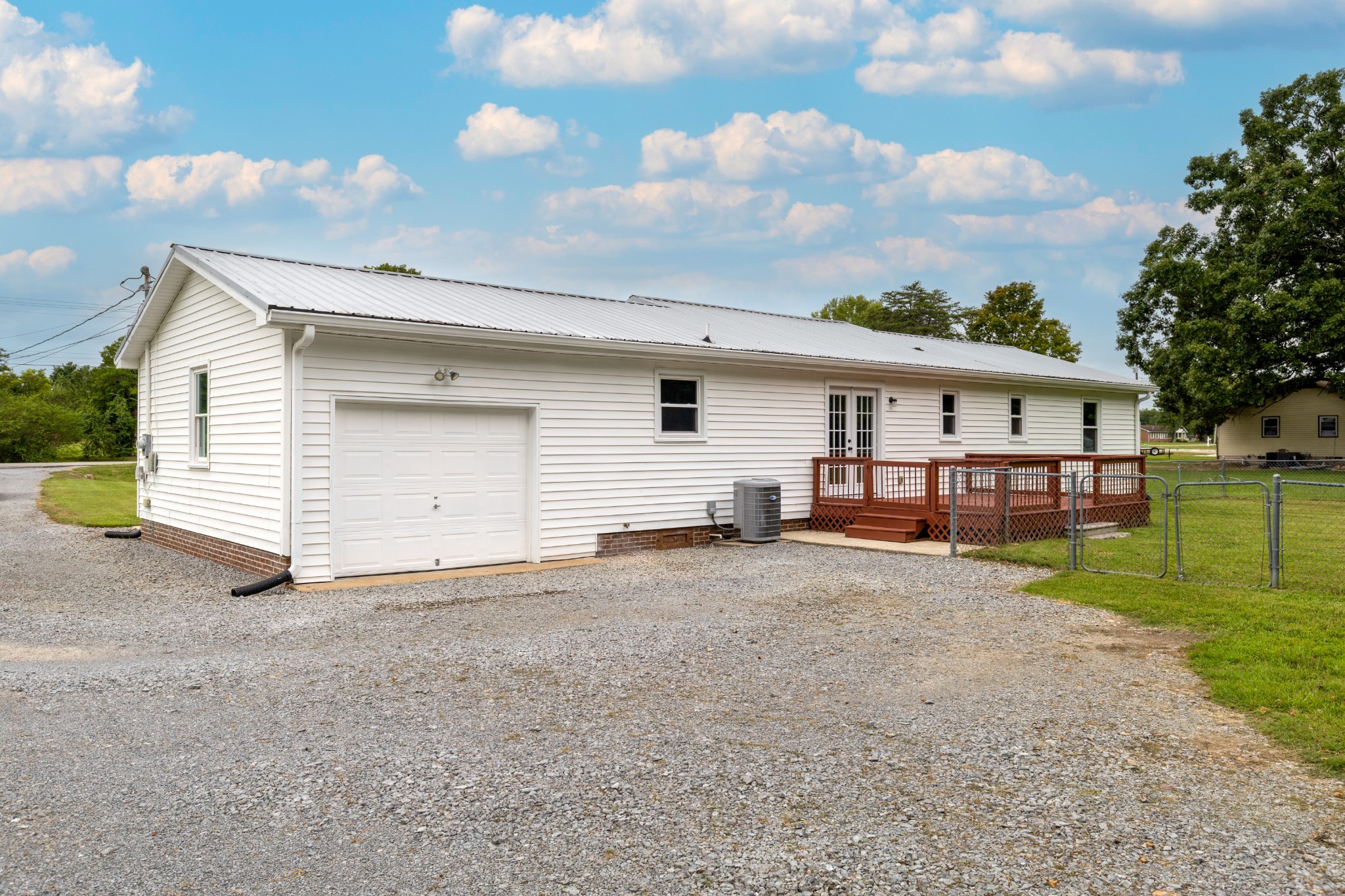 1515 Old Estill Springs Rd