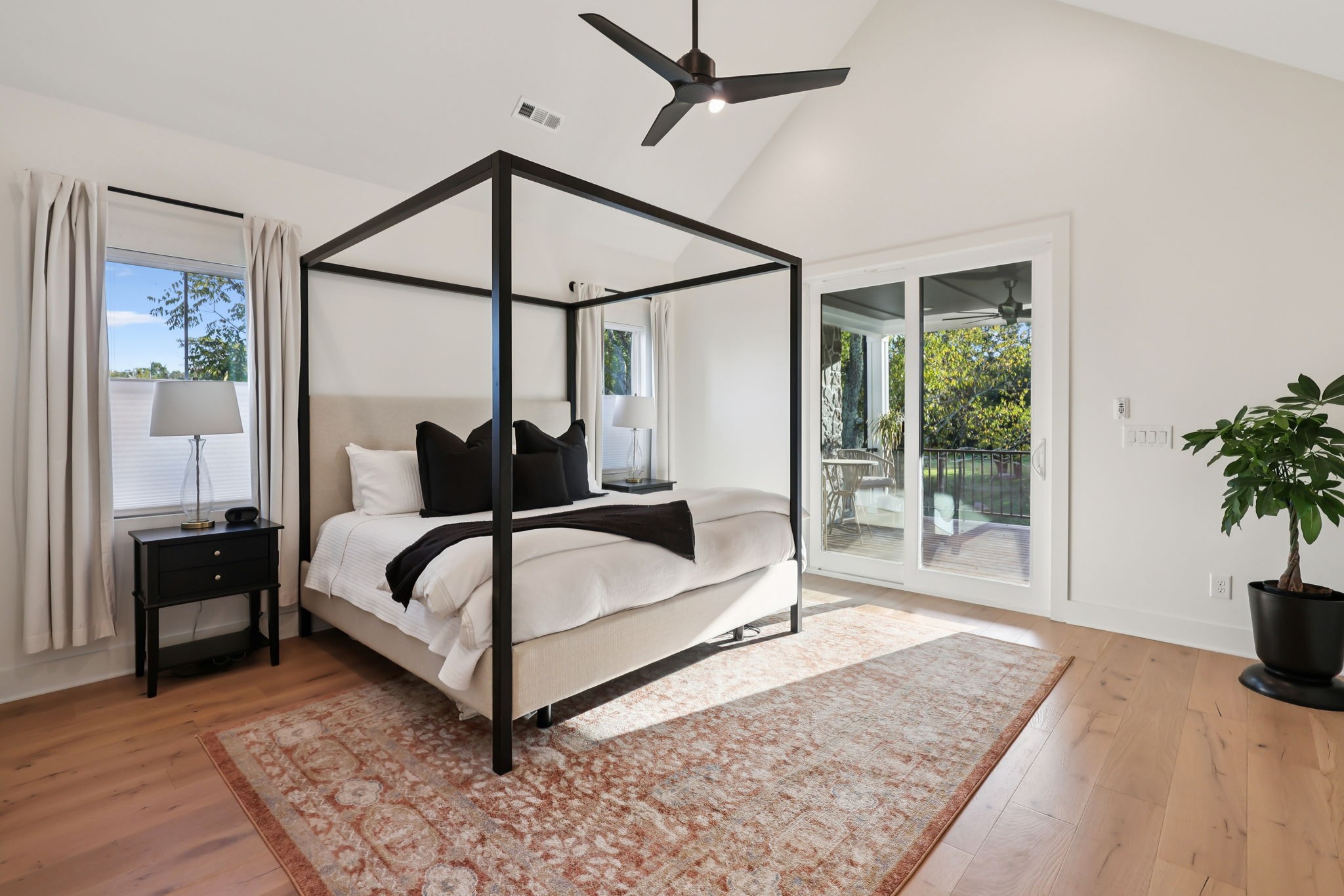 5786 Manchester Pike