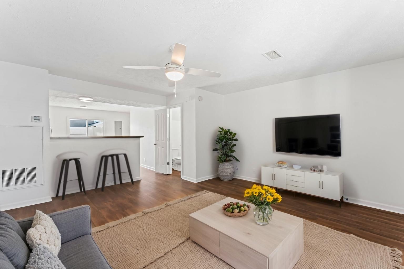 1303 Vermont Ct